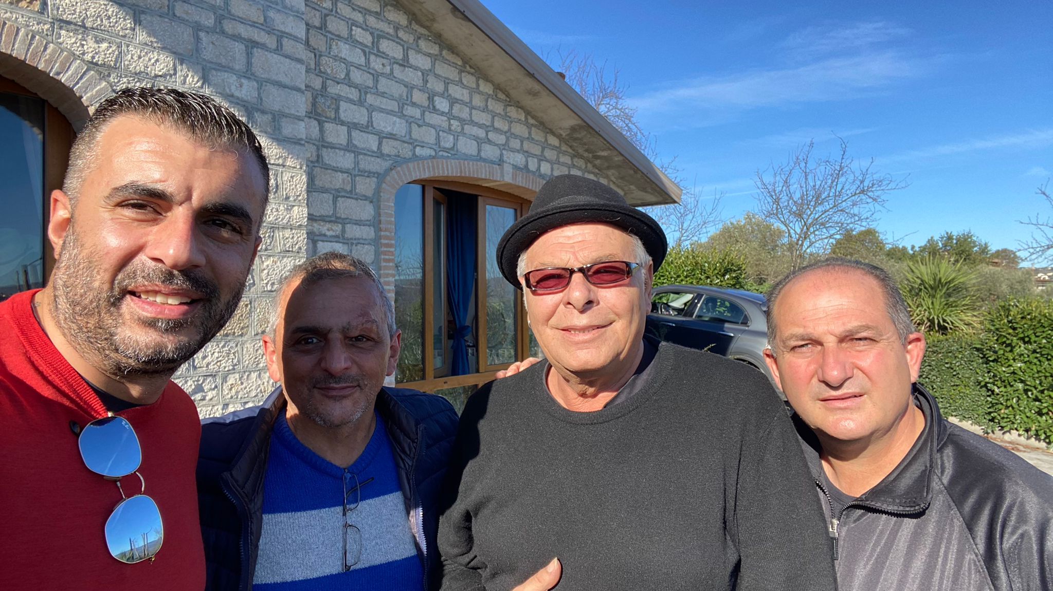 Pesco Sannita|Accolta la proposta della cittadinanza onoraria al cantautore Enzo Gragnaniello