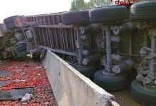 Tufino: camion si ribalta lungo l’autostrada A16, muore il conducente