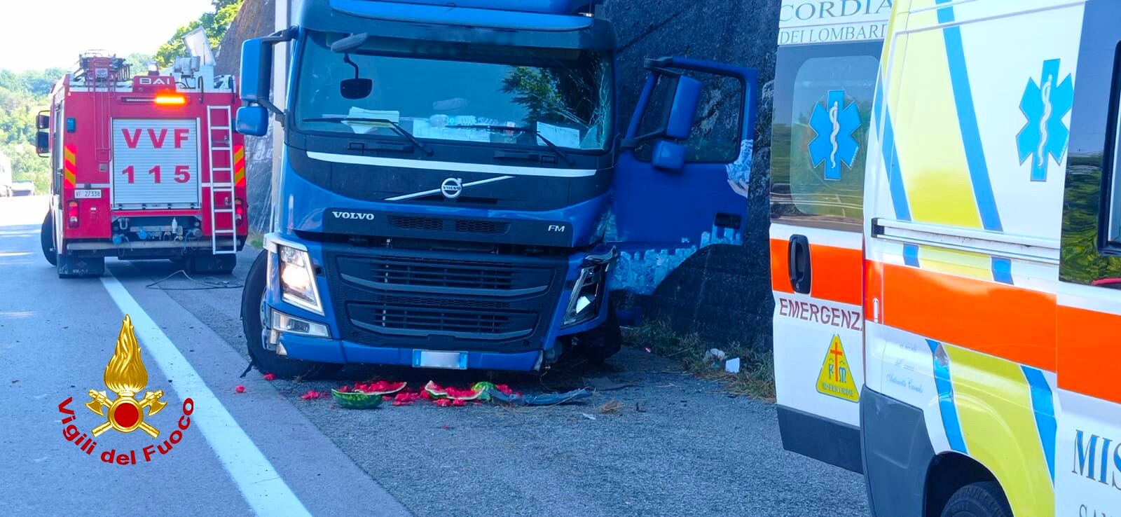 Incendi boschivi, incidenti e auto in fiamme: duro lavoro per i Vigili del Fuoco di Avellino