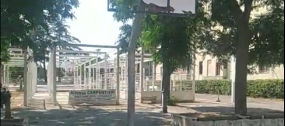 Benevento|La denuncia: campi di basket distrutti dai vandali alla Spina Verde