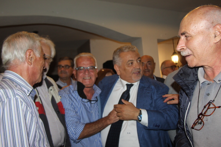 Matera alla sua convention: “Valfortore priorità assoluta, fondi neri Putin una autentica fake news”