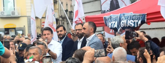 Avellino| M5S, folla al corso per Conte: noi coerenti e responsabili, altro che Pd