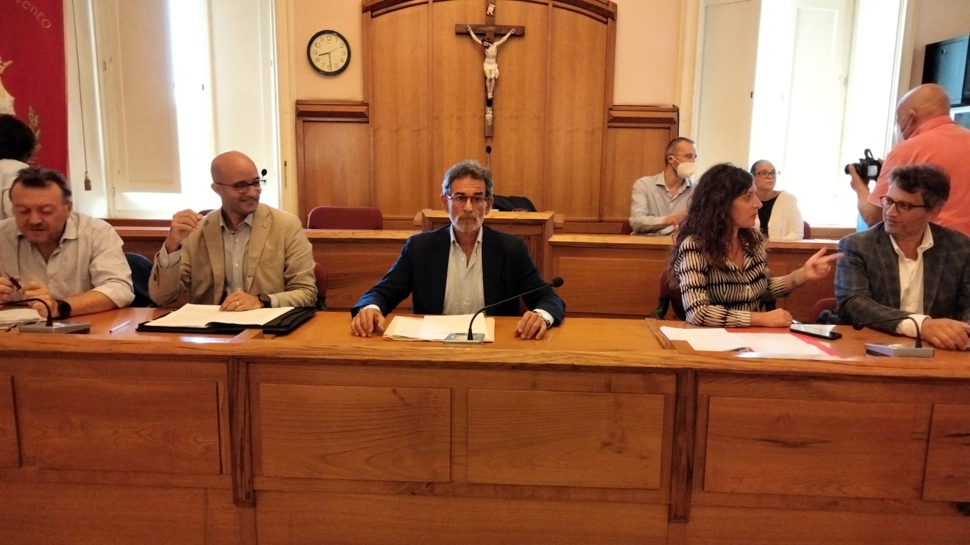 Conti pubblici: Alternativa attacca, Mastella risponde