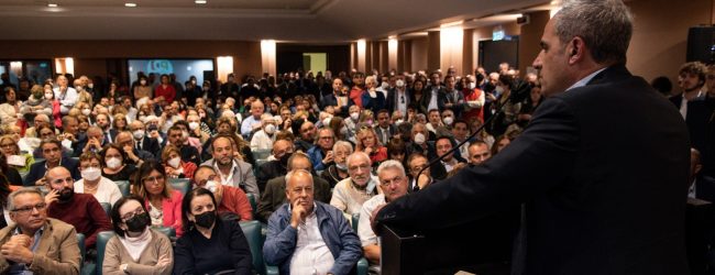 Avellino| Bagno di folla per il Pd all’Hotel de la Ville, Petracca: partecipazione straordinaria