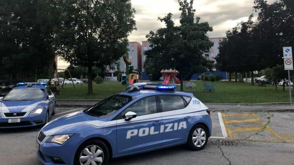 Avellino| Rubano una minicar davanti al liceo, inseguiti e bloccati dalla Squadra Mobile: 3 arresti e un minore denunciato