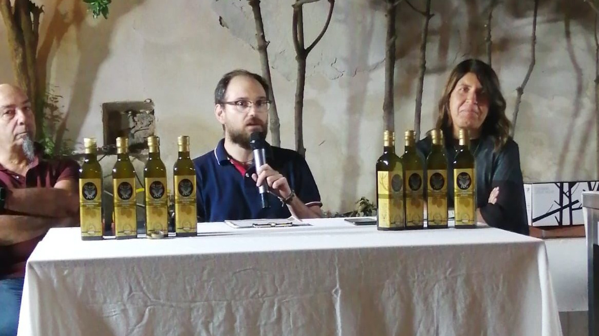 Il Consorzio dell’Olio Extra-vergine d’Oliva dei Monti Tifatini all’evento Gustarte Durazzano