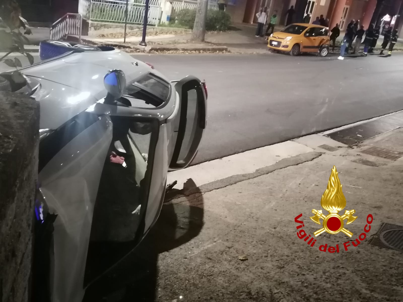 Aiello del Sabato| Con la sua auto finisce contro una vettura in sosta, 46enne ferito