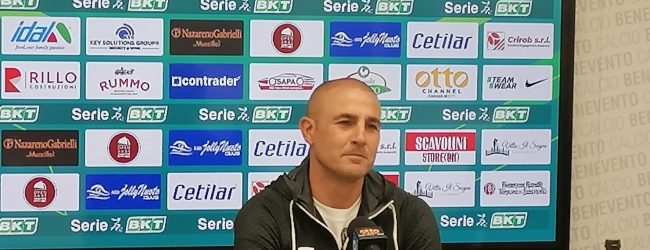 Benevento, Cannavaro: “Non ho la bacchetta magica. Dobbiamo star attenti a non farci tradire dall’entusiasmo del mio arrivo”