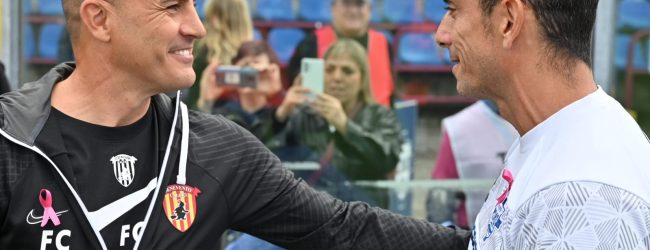 Como-Benevento: 2-1. sProfondo giallorosso