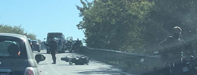 Scontro auto – moto sul raccordo autostradale in direzione  San Giorgio del Sannio , ferito centauro