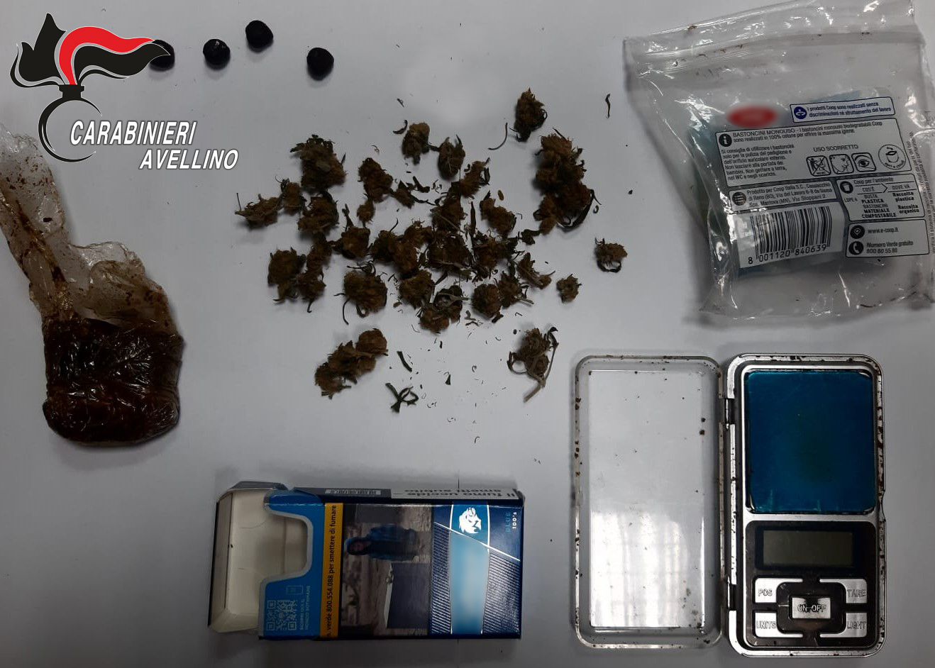 Baiano| Sorpreso in possesso di hashish e marijuana, arrestato 59enne