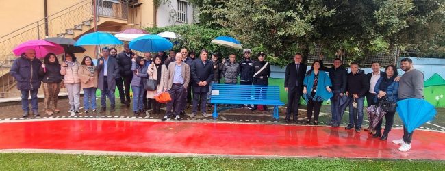 Giornata internazionale dell’infanzia e dell’adolescenza, a Paupisi la prima panchina blu in Campania