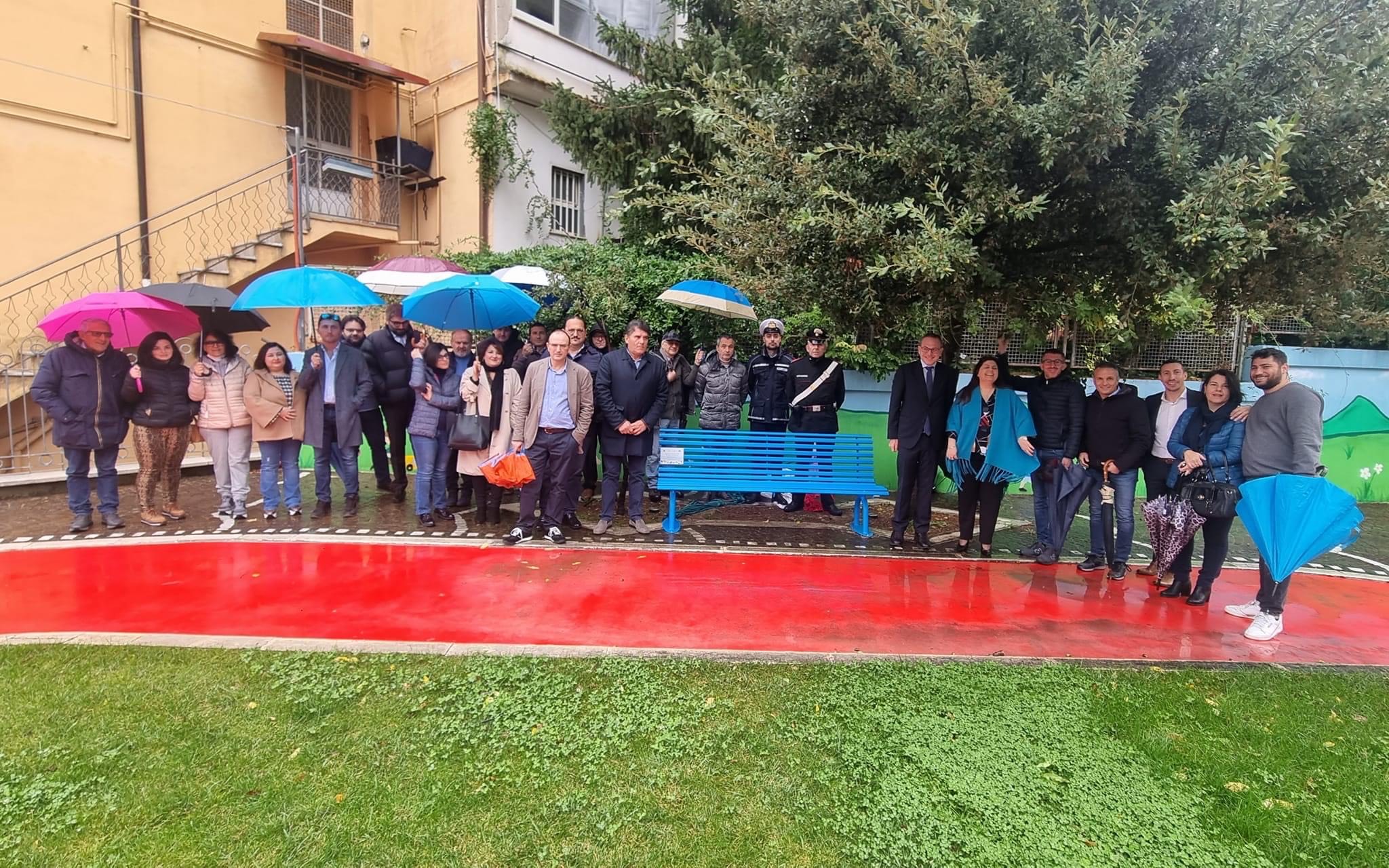 Giornata internazionale dell’infanzia e dell’adolescenza, a Paupisi la prima panchina blu in Campania