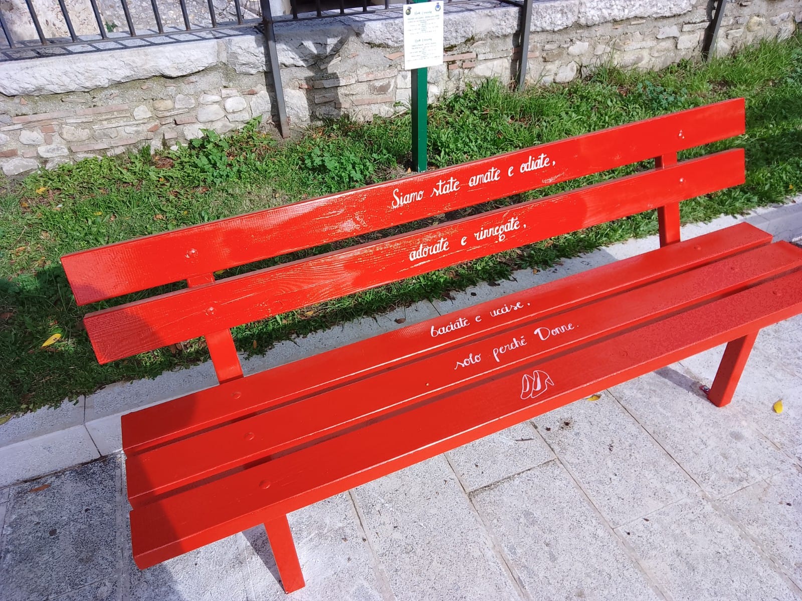 Montefusco: “Siediti accanto a lei” focus sulla violenza di genere