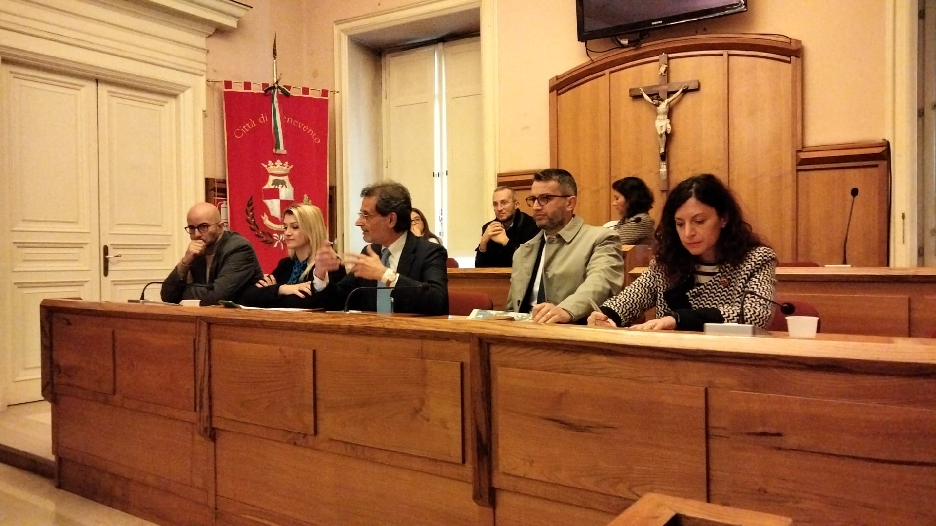 Chiusura scuole e verifiche, interrogazione di Civico 22 e Alternativa per Benevento