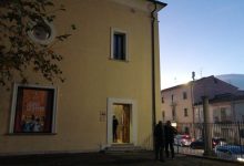 Danza preferita ai burattini, la protesta ironica di Angelo Miraglia