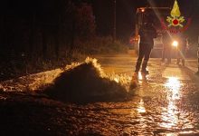 Melito Irpino| Scoppia una condotta adduttrice e si alza una colonna d’acqua, disagi e allagamenti