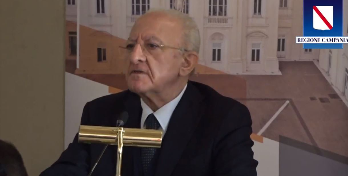 De Luca: “Entro la fine del 2023 nuovo concorso  per 5mila posti”