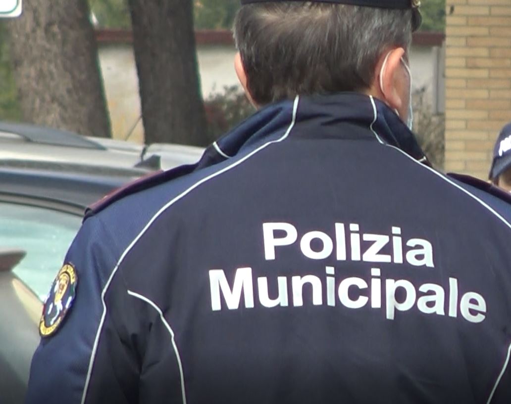Benevento, al via l’utilizzo delle bodycam per la Polizia Municipale
