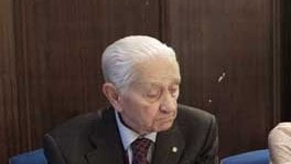 Avvocatura in lutto in Irpinia per la scomparsa dell’ex presidente dell’Ordine Giovanni De Lucia