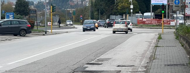 Traffico tra via Nenni e via Vetrone, la Giunta approva i lavori per una terza corsia e una mini rotatoria