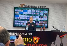 Benevento, Cannavaro: “Guardo la classifica dietro, non commettiamo l’errore di esaltarci”