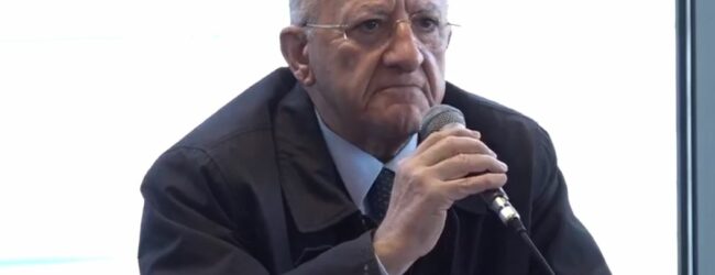 Covid, De Luca: “Prenderemo decisioni su cittadini provenienti dalla Cina”