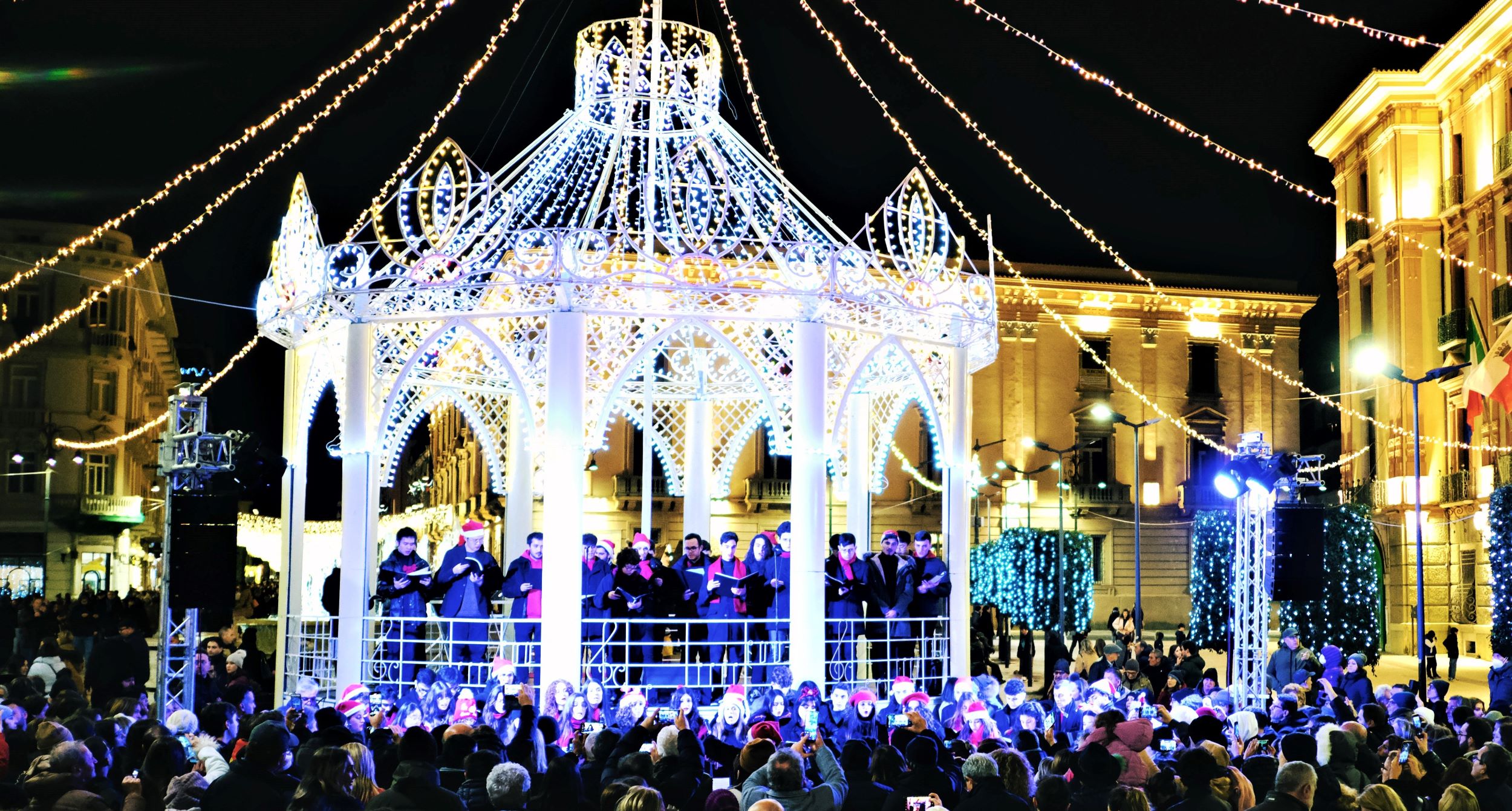 Avellino| Capodanno senza botti in città. E per il brindisi di fine anno chiuse le strade della movida