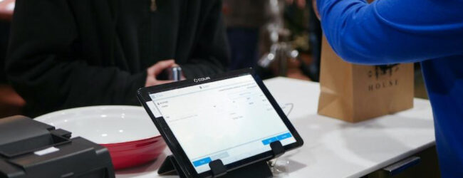 Perché aprire un negozio online o fisico?