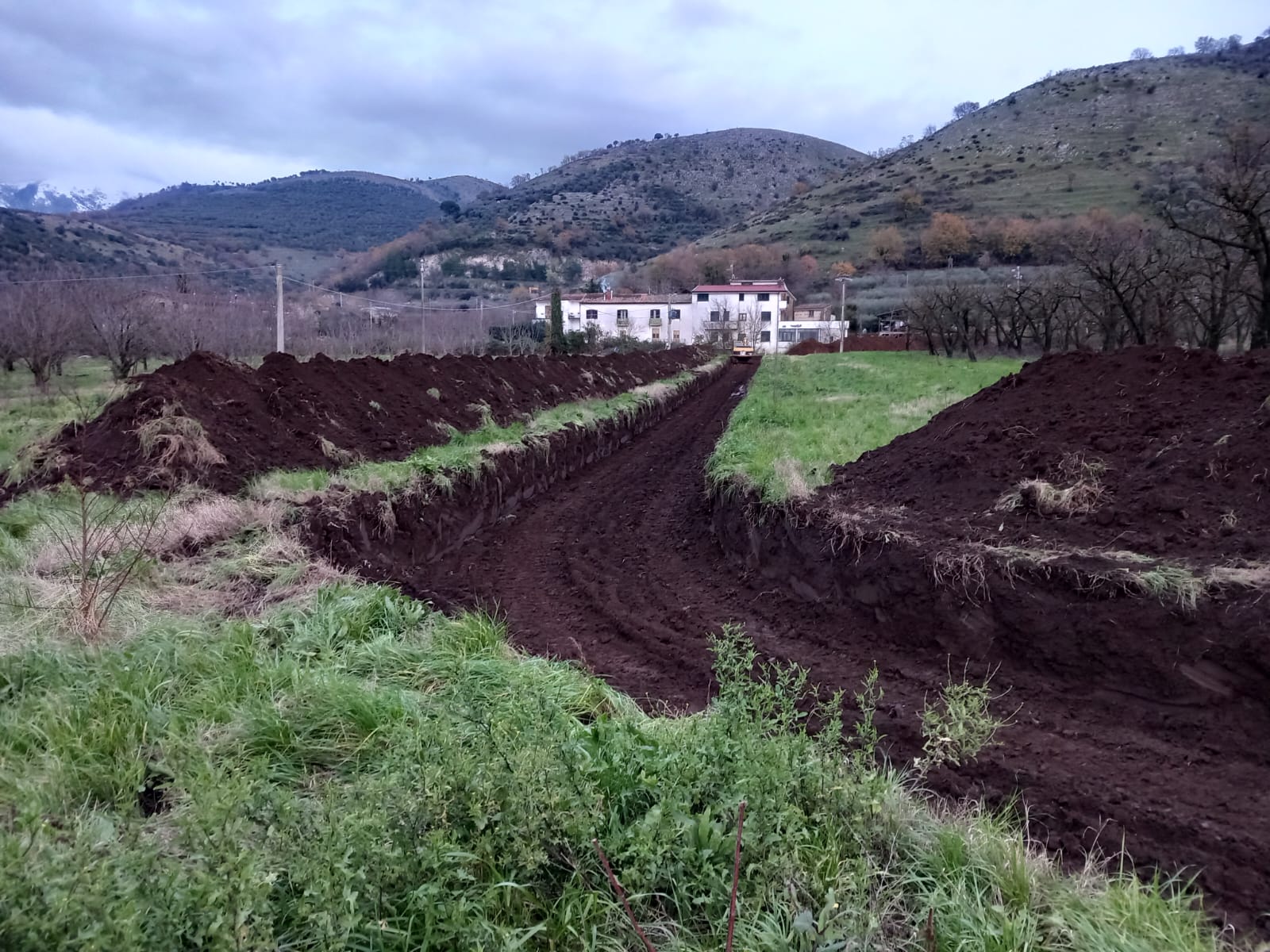 Sant’Agata de’ Goti, crollo ala cimitero: slitta l’arrivo della gru