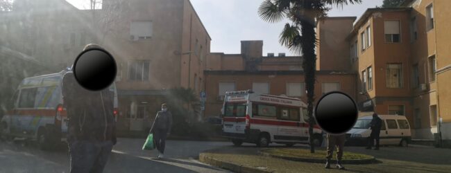 Pronto soccorso e disagi, in mattinata cinque ambulanze in fila. Ianniello: “Occorre potenziare medicina di territorio”