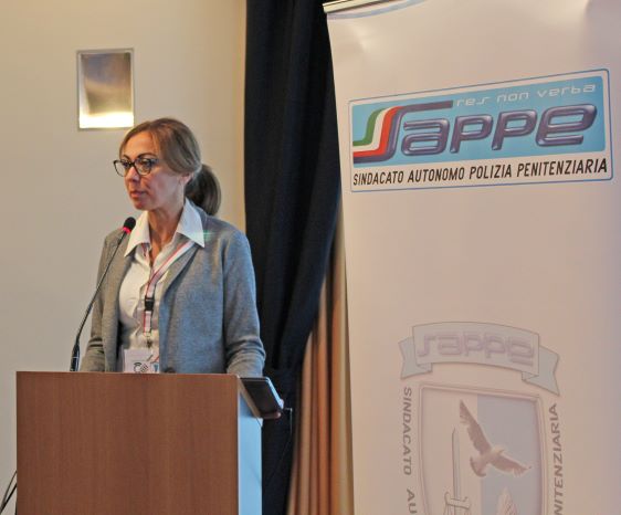 Ariano Irpino| Alta tensione nel carcere, detenuto frattura dito a un agente. La protesta del Sappe