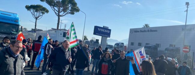 La crisi della Cam, sindacati: unità contro i tagli