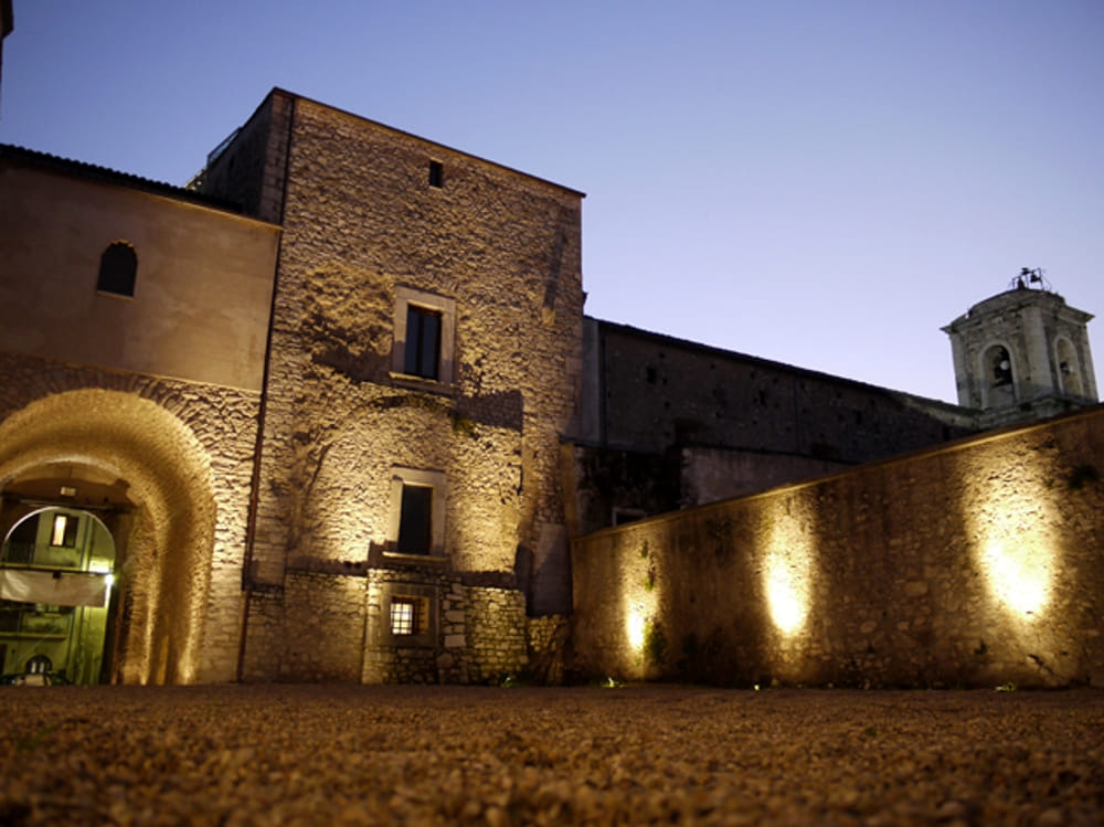 Al castello di Taurasi il successo del Capodanno firmato Maeba con cena stellata e percorso sensoriale