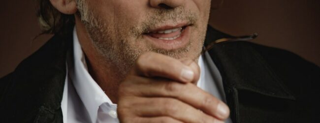 Al Teatro Comunale il 20 gennaio appuntamento con Luca Ward e l’OFB in “Animali da palcoscenico”