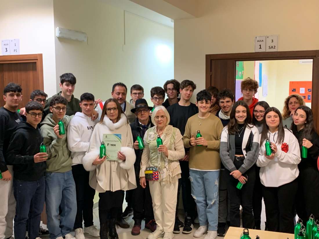 Progetto Acqua, inaugurati i distributori green per gli studenti del Telesi@