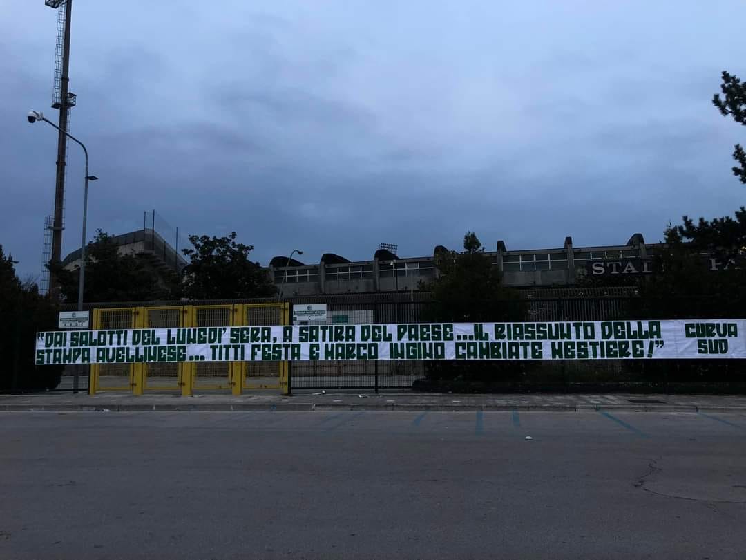SUGC: solidarietà a Marco Ingino e Titti Festa di Sport Channel per lo striscione esposto dalla Curva Sud