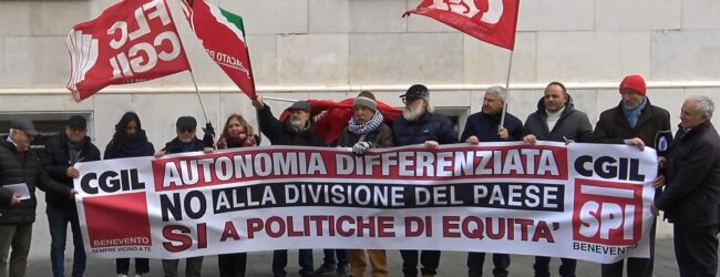 “Autonomia differenziata”, Cgil in piazza: “va combattuta perchè crea diseguaglianze”