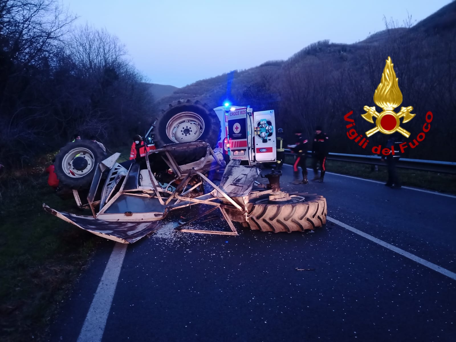 Monteforte Irpino| Auto contro trattore sulla via Nazionale, i conducenti trasportati al Moscati