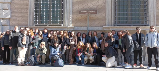 Sant’Agata de’ Goti|Trasferta romana per il “De Liguori”: i maturandi in visita al Senato