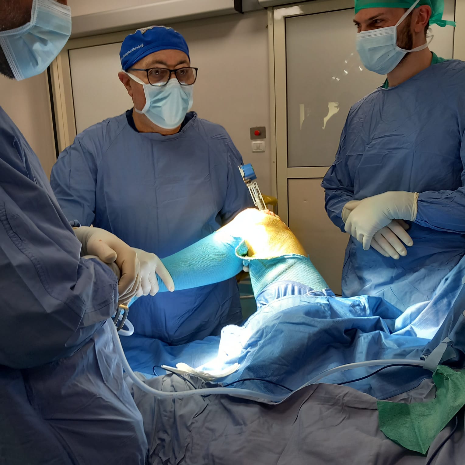 Ospedale Fatebenefratelli, intervento di protesi al ginocchio: Il Computer affianca il chirurgo
