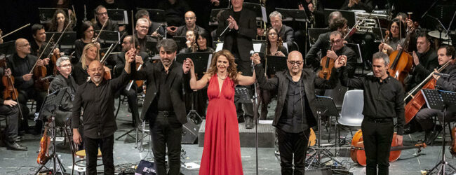 Avellino| Al “Gesualdo” la vita e le canzoni di Califano rivivono con Claudia Gerini e i Solis String Quartet