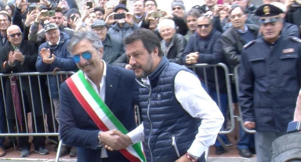 Ofantina ter e IIA di Flumeri, il sindaco Vecchia consegna il dossier al ministro Salvini
