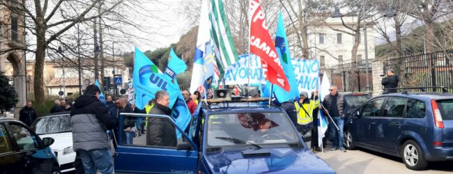 Avellino| Sciopero IrpiniAmbiente, in 250 per dire no al privato. Ciampi: l’egoismo di Festa è bassa clientela