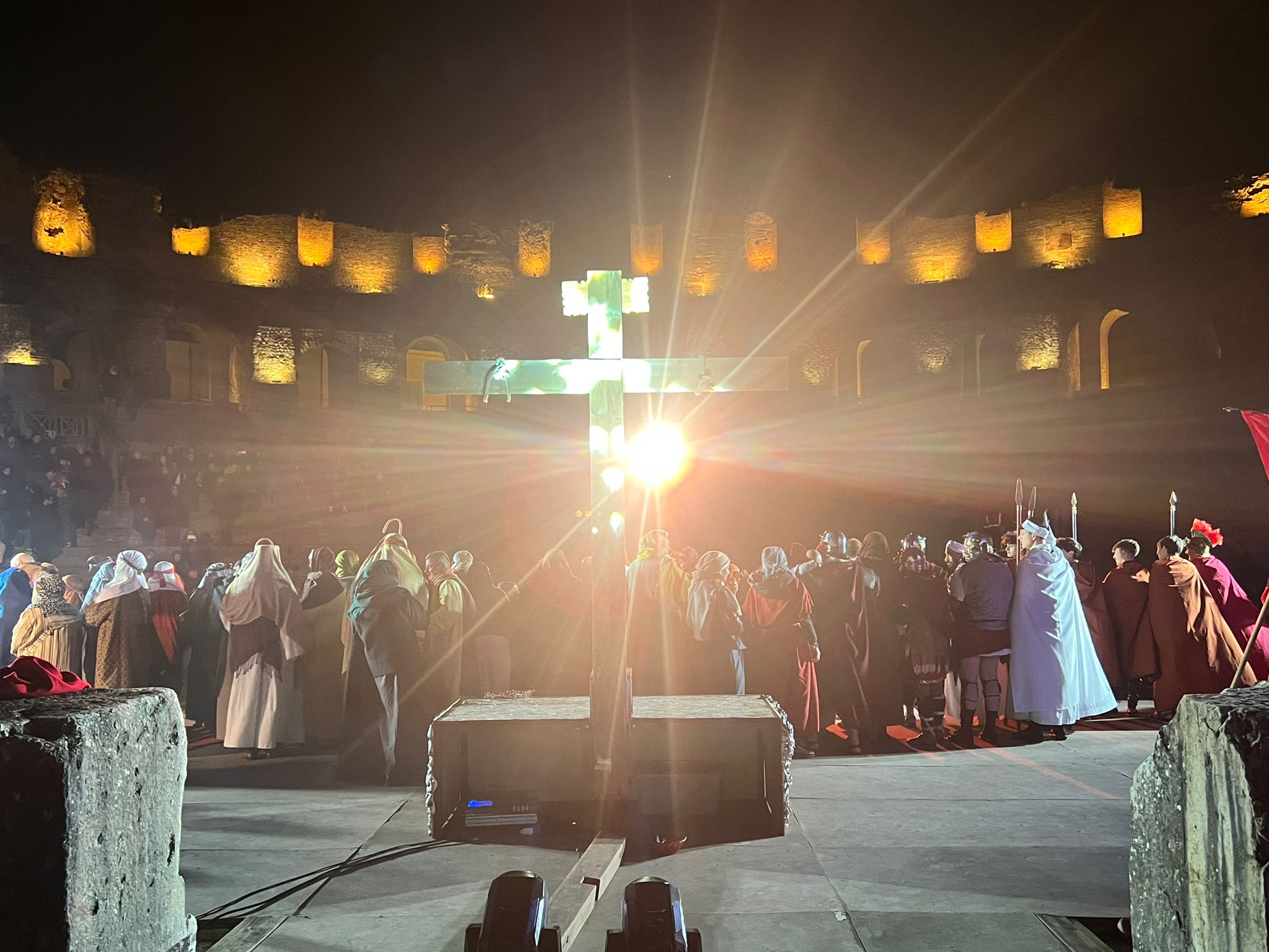 Benevento, nel quartiere Triggio la suggestiva rievocazione della “Passione di Cristo”