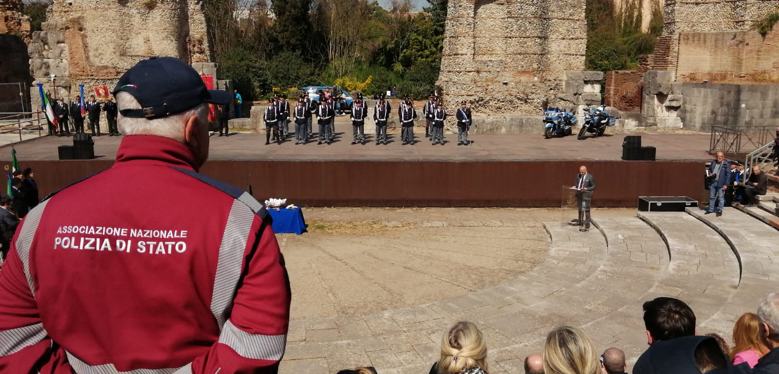 Al Teatro Romano la festa per i 171 anni della Polizia di Stato. Giobbi: “Benevento prima per controlli su strada”