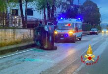 Monteforte Irpino| Incidente stradale in via Molinelle, auto si ribalta: ragazzo trasportato al Moscati