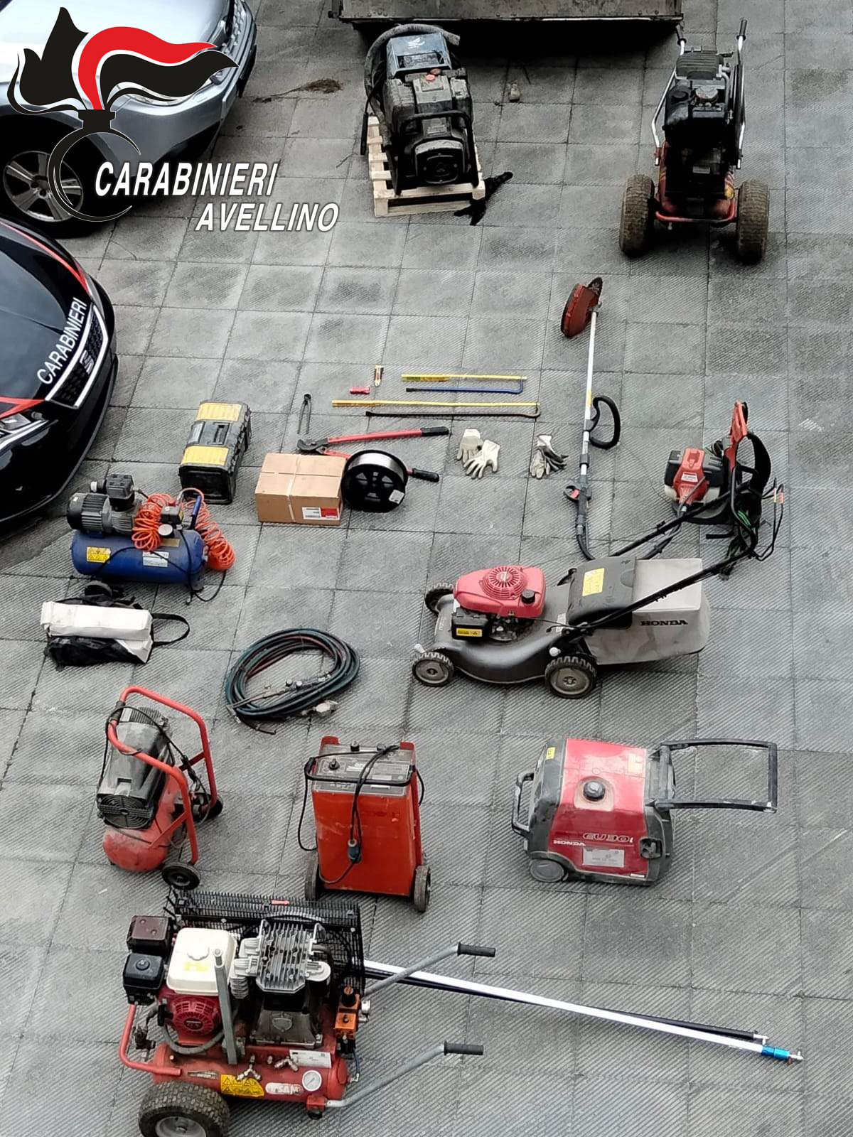 Avellino| Chiavi alterate e grimaldelli per commettere furti, denunciati un 30enne e un 50enne