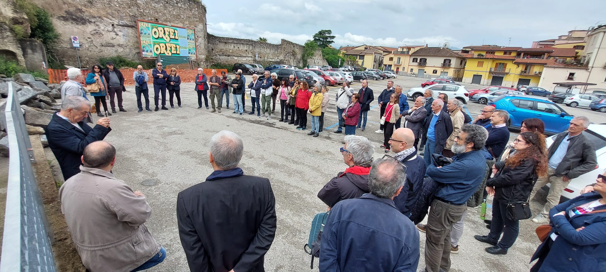 Corona a Piazza Cardinal Pacca: “scavare in profondità per trovare probabilmente il tempio di Iside”