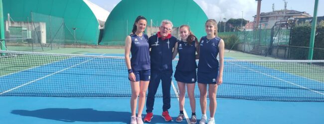 Il T.C. 2002 conquista la finale tennistica regionale femminile di Serie C